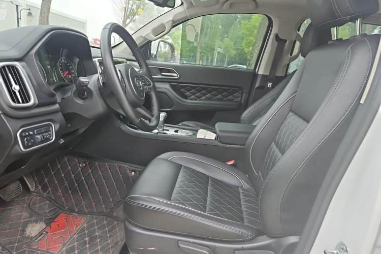 Used Great Wall Poer 2021 2.0T Global Version Automatic Gasoline 4x4 Comfort Trim Standard Cab GW4C20B Left Front Seat