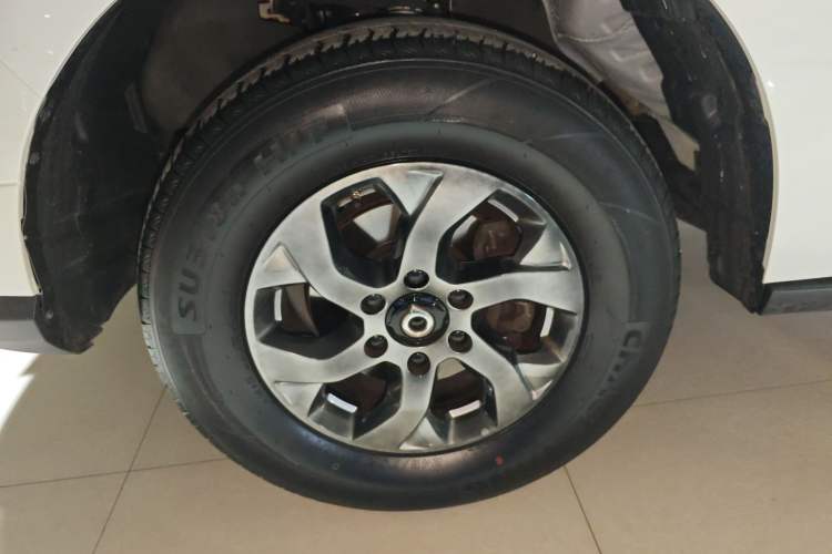 Used Great Wall Poer 2021 2.0T Commercial Version Manual Diesel 4x4 Elite Long-Box GW4D20M Left Front Wheel Hub