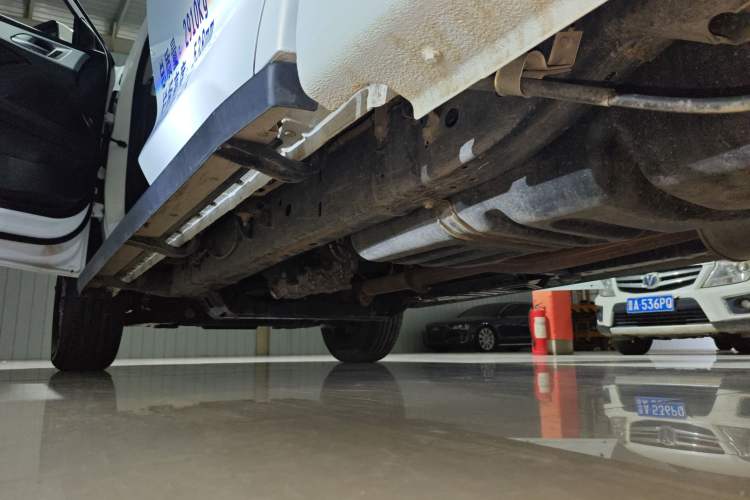 Used Great Wall Poer 2021 2.0T Commercial Version Manual Diesel 4x4 Elite Long-Box GW4D20M Left Side Sill