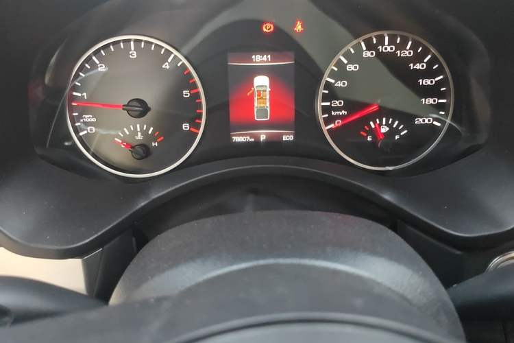 Used Great Wall Poer 2021 2.0T Commercial Version Automatic Diesel 4x4 Elite Long-Box GW4D20M Odometer Close Up