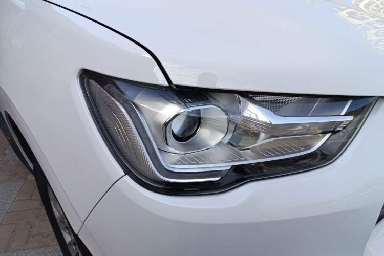 Used Great Wall Poer 2021 2.0T Commercial Version Manual Diesel Two-Wheel Drive Elite Long-Box GW4D20M Right Front Headlight