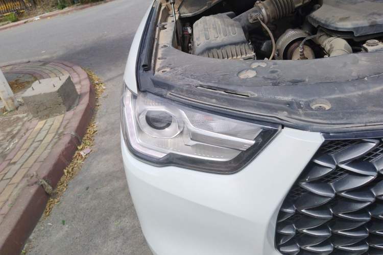 Used Great Wall Poer 2021 2.0T Commercial Version Manual Diesel 4x4 Elite Long-Box GW4D20M Right Front Headlight