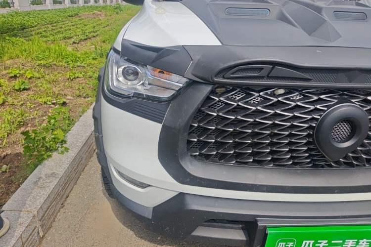 Used Great Wall Poer 2021 2.0T Commercial Version Automatic Diesel 4x4 Elite Long-Box GW4D20M Right Front Headlight