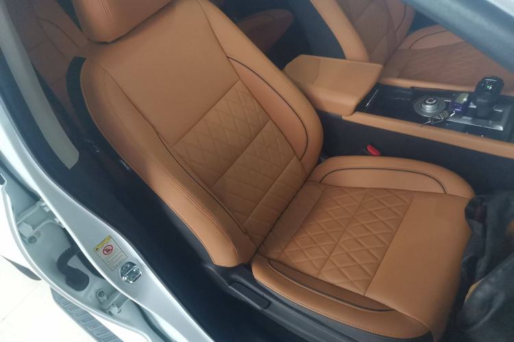 Used Great Wall Poer 2021 2.0T Global Version Automatic Diesel 4x4 Sporty Standard Cab GW4D20M Right Front Seat