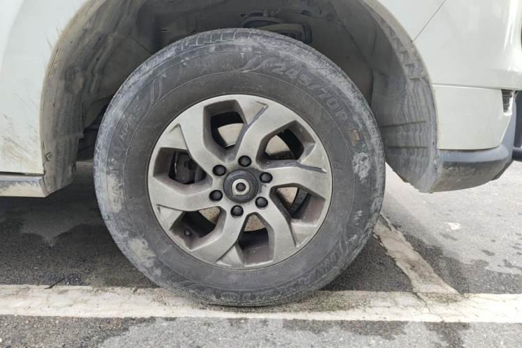 Used Great Wall Poer 2021 2.0T Commercial Version Automatic Diesel Two-Wheel Drive Elite Trim with Long Bed – GW4D20M Right Front Wheel Hub