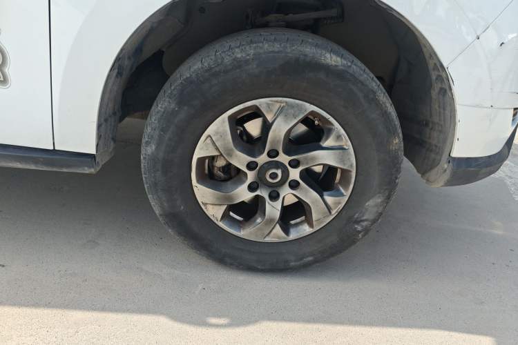 Used Great Wall Poer 2021 2.0T Commercial Version Automatic Diesel Two-Wheel Drive Elite Trim with Long Bed – GW4D20M Right Front Wheel Hub