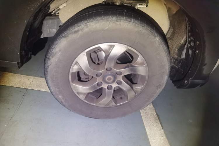 Used Great Wall Poer 2021 2.0T Commercial Version Automatic Gasoline Two-Wheel Drive Elite Trim with Long Bed – GW4C20B Right Front Wheel Hub