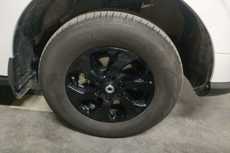 Used Great Wall Poer 2021 2.0T Commercial Version Automatic Diesel 4x4 Elite Long-Box GW4D20M Right Front Wheel Hub