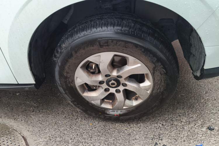 Used Great Wall Poer 2021 2.0T Commercial Version Automatic Diesel 4x4 Elite Long-Box GW4D20M Right Front Wheel Hub