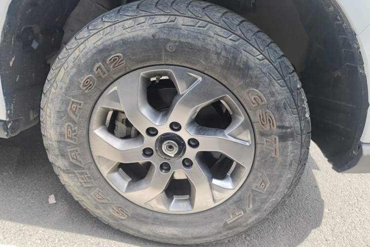 Used Great Wall Poer 2021 2.0T Commercial Version Manual Diesel 4x4 Elite Long-Box GW4D20M Right Front Wheel Hub