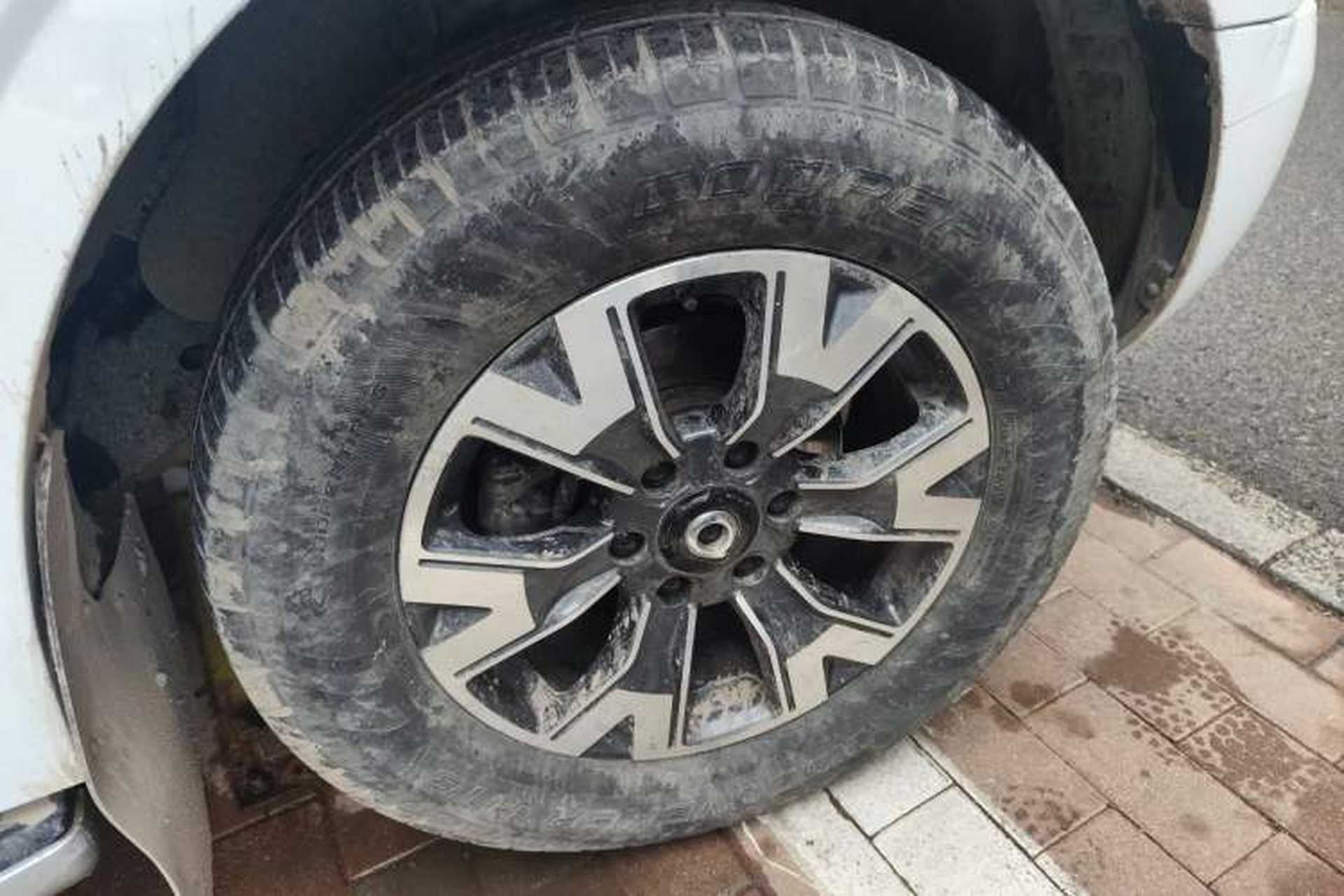 Used Great Wall Poer 2021 2.0T Global Version Automatic Diesel 4x4 Comfort Trim Standard Box GW4D20M Right Front Wheel Hub