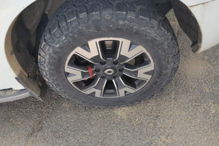 Used Great Wall Poer 2021 2.0T Global Version Automatic Diesel 4x4 Comfort Trim Standard Box GW4D20M Right Front Wheel Hub