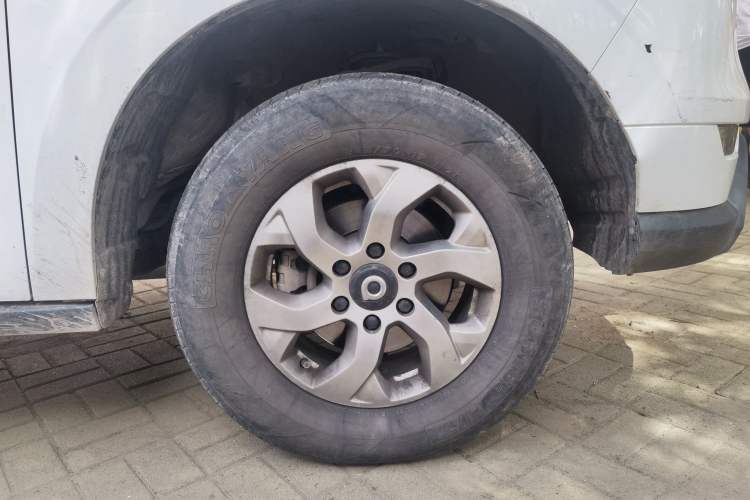 Used Great Wall Poer 2021 2.0T Commercial Version Automatic Diesel 4x4 Navigation-Ready Long-Box GW4D20M Right Front Wheel Hub