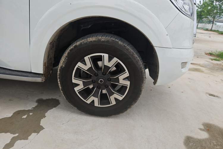 Used Great Wall Poer 2021 2.0T Global Version Automatic Gasoline 4x4 Comfort Trim Standard Cab GW4C20B Right Front Wheel Hub