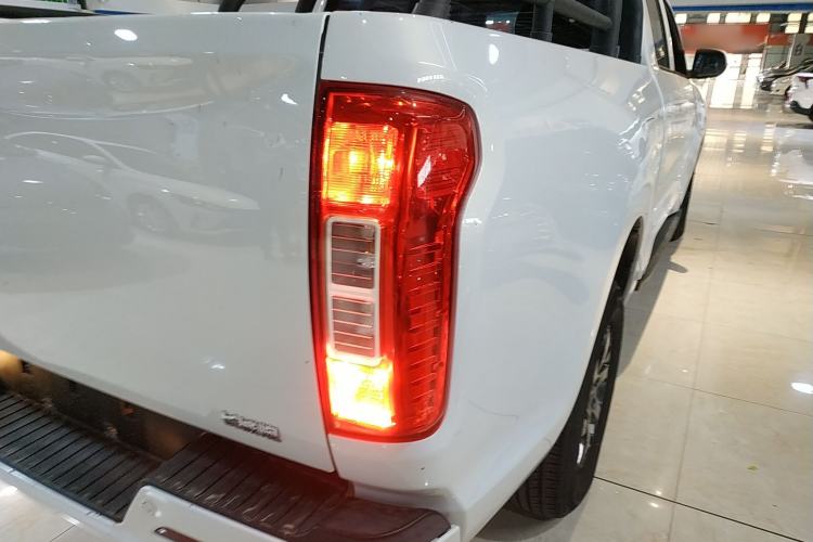 Used Great Wall Poer 2021 2.0T Commercial Version Automatic Gasoline Two-Wheel Drive Elite Trim with Long Bed – GW4C20B Right Rear Taillight