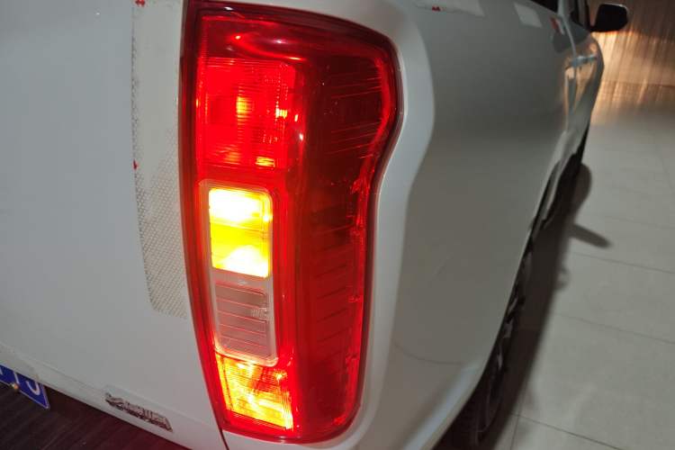 Used Great Wall Poer 2021 2.0T Commercial Version Manual Diesel 4x4 Elite Long-Box GW4D20M Right Rear Taillight