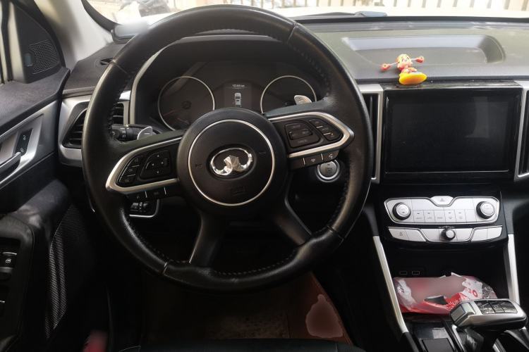 Used Great Wall Poer 2021 2.0T Commercial Version Automatic Diesel 4x4 Navigation-Ready Long-Box GW4D20M Steering Wheel