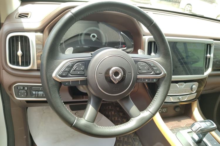 Used Great Wall Poer 2021 2.0T Global Version Automatic Gasoline 4x4 Prestige Standard Cab GW4C20B Steering Wheel