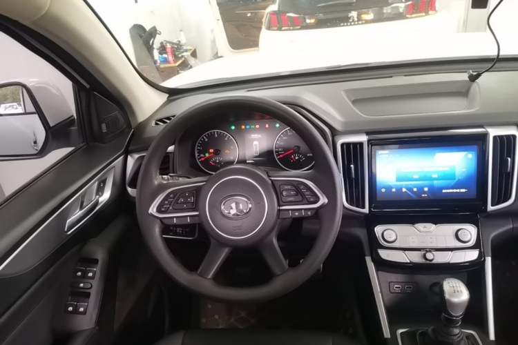 Used Great Wall Poer 2021 2.0T Commercial Version Manual Diesel Two-Wheel Drive Elite Long-Box GW4D20M Steering Wheel