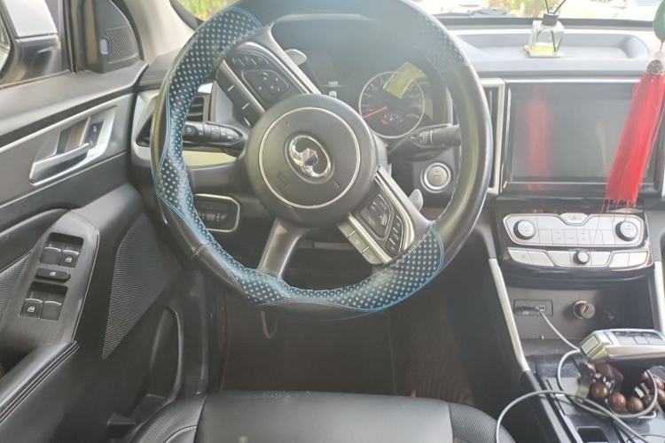 Used Great Wall Poer 2021 2.0T Commercial Version Automatic Diesel Two-Wheel Drive Elite Trim with Long Bed – GW4D20M Steering Wheel