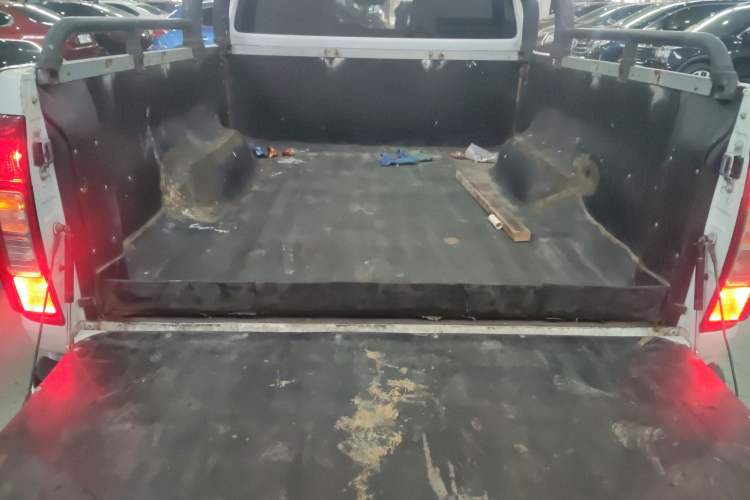 Used Great Wall Poer 2021 2.0T Commercial Version Automatic Gasoline 4x4 Elite Trim with Long Bed – GW4C20B Trunk