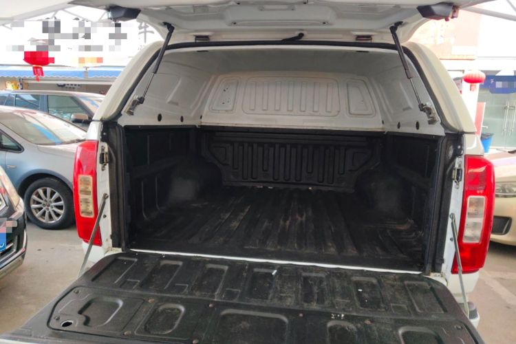 Used Great Wall Poer 2021 2.0T Commercial Version Automatic Diesel 4x4 Navigation-Type Standard Box GW4D20M Trunk