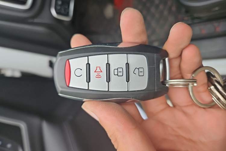 Used Great Wall Poer 2021 2.0T Global Version Automatic Gasoline 4x4 Comfort Trim Standard Cab GW4C20B Vehicle Key