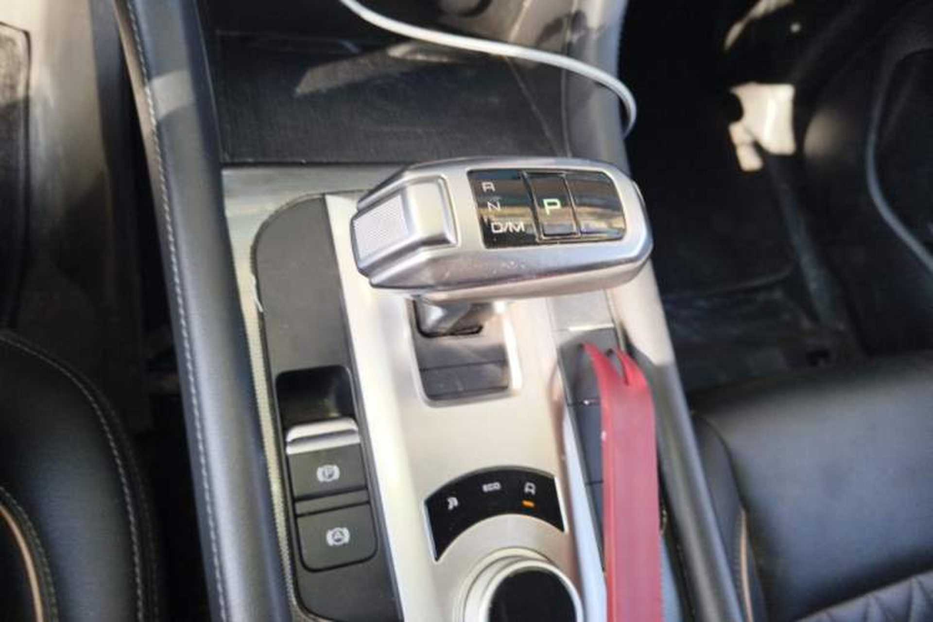 Used Great Wall Poer 2021 2.0T Global Version Passenger Car Automatic Gasoline Two-Wheel Drive Comfort Trim Standard Box – GW4C20B Gear Lever