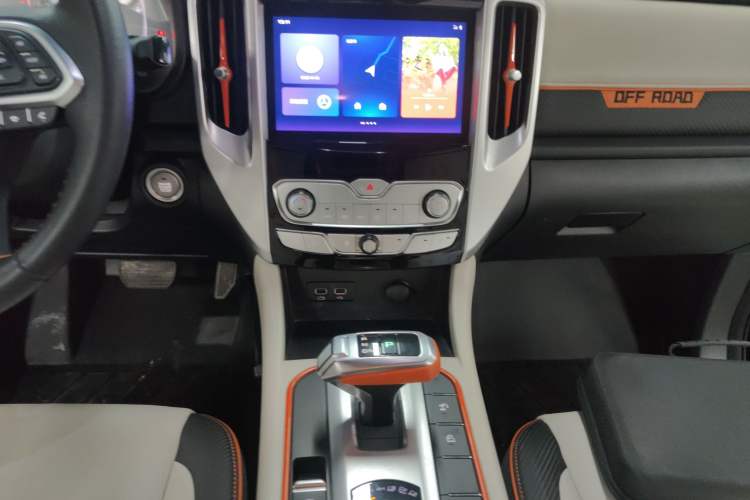 Used Great Wall Poer 2022 2.0T Black Bullet Special Edition GW4C20B Audio And AC Panel