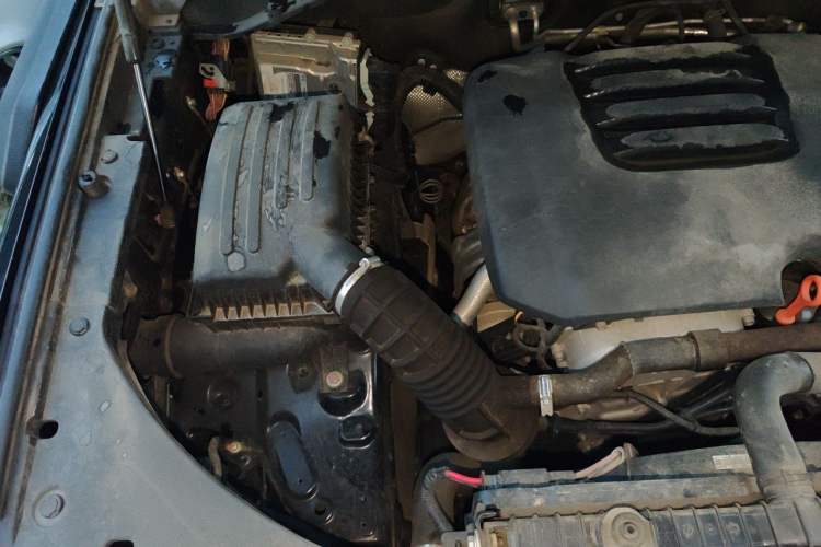 Used Great Wall Poer 2022 2.0T Black Bullet Special Edition GW4C20B Engine Bay Right