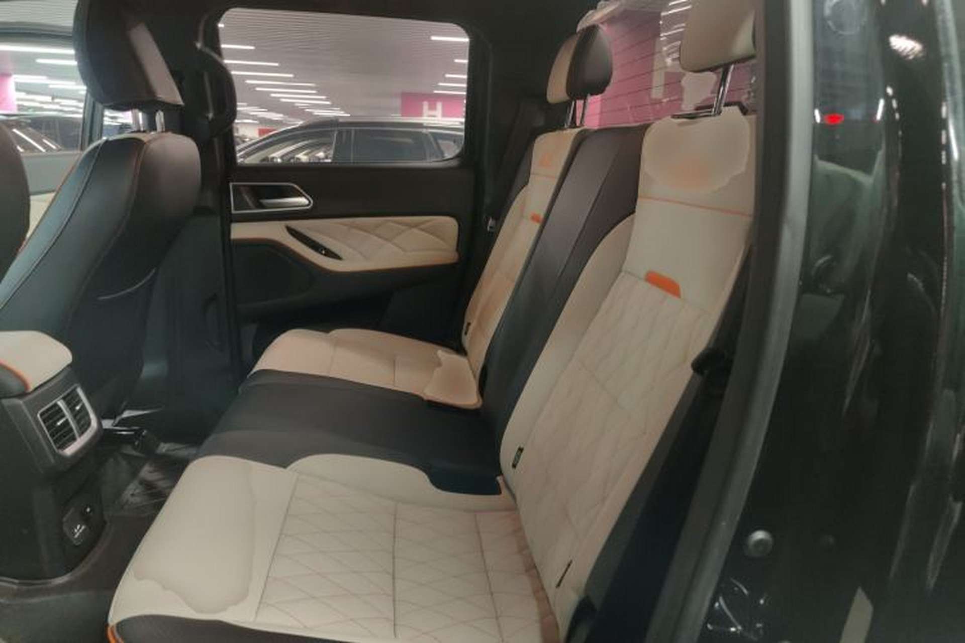 Used Great Wall Poer 2022 2.0T Black Bullet Special Edition GW4C20B Left Rear Seat