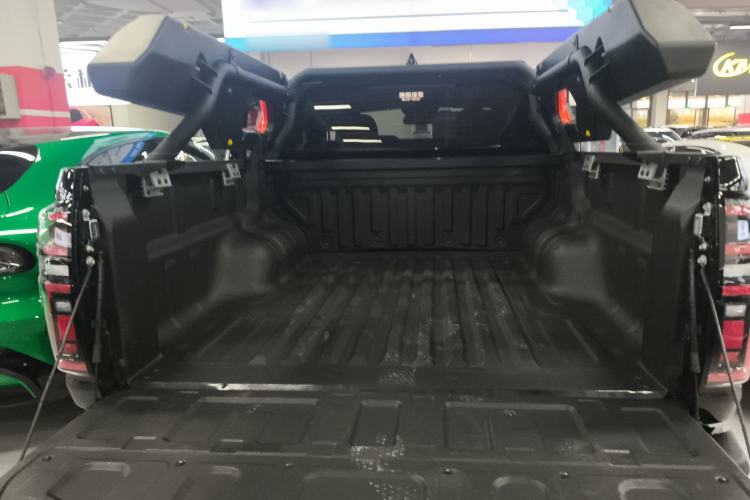 Used Great Wall Poer 2022 2.0T Black Bullet Special Edition GW4C20B Trunk