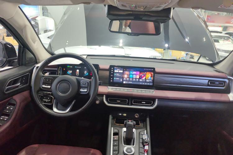 Used Great Wall Poer 2023 2.0T Off-Road Edition Automatic Diesel 4x4 Advanced Version Center Console