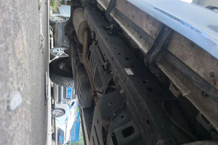 Used Great Wall Poer 2023 2.0T Commercial Version Automatic Diesel 4x4 Long Bed Business-Grade Model Chassis Front Right
