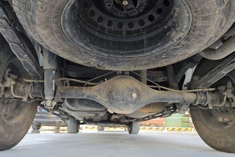 Used Great Wall Poer 2023 2.0T Commercial Version Manual Diesel 4x4 Elite Long-Box GW4D20M Chassis Rear
