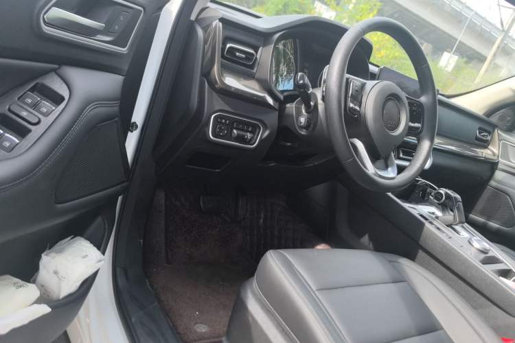 Used Great Wall Poer 2023 2.0T Commercial Version Automatic Diesel 4x4 Long Bed Business-Grade Model Driver Seat