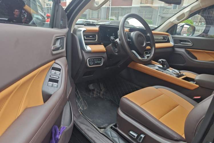 Used Great Wall Poer 2023 2.0T Luxury Automatic Gasoline 4x4 Version GW4C20B Driver Seat