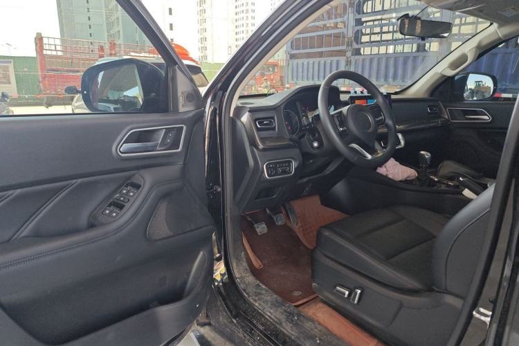 Used Great Wall Poer 2023 2.0T Commercial Version Manual Diesel 4x4 Elite Long-Box GW4D20M Driver Seat