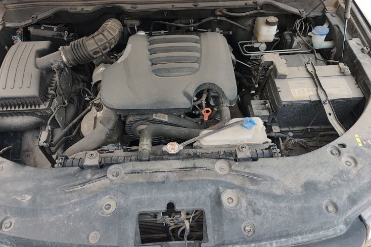 Used Great Wall Poer 2023 2.0T Passenger Version Automatic Diesel 4x4 Comfort Trim – GW4D20M Engine Bay