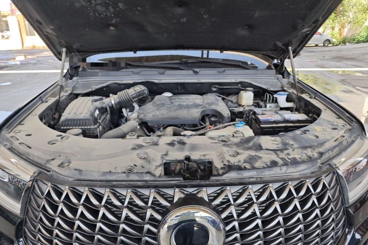 Used Great Wall Poer 2023 2.0T Commercial Version Manual Diesel 4x4 Elite Long-Box GW4D20M Engine Bay