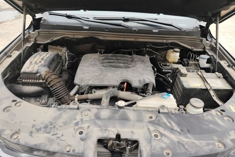 Used Great Wall Poer 2023 2.0T Commercial Version Automatic Gasoline Two-Wheel Drive Elite Trim with Long Bed – GW4C20B Engine Bay