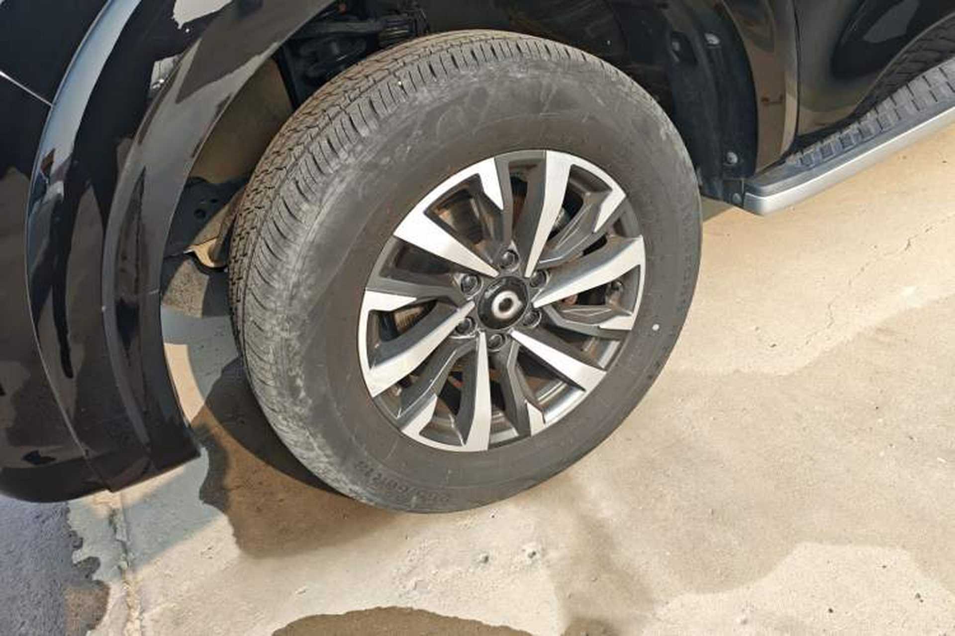 Used Great Wall Poer 2023 2.0T Passenger Version Automatic Diesel Two-Wheel Drive Comfort Trim – GW4D20M Exterior 3