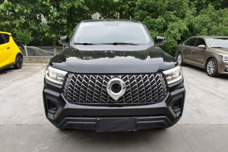 Used Great Wall Poer 2023 2.0T Commercial Version Automatic Gasoline Two-Wheel Drive Elite Trim with Long Bed – GW4C20B Front