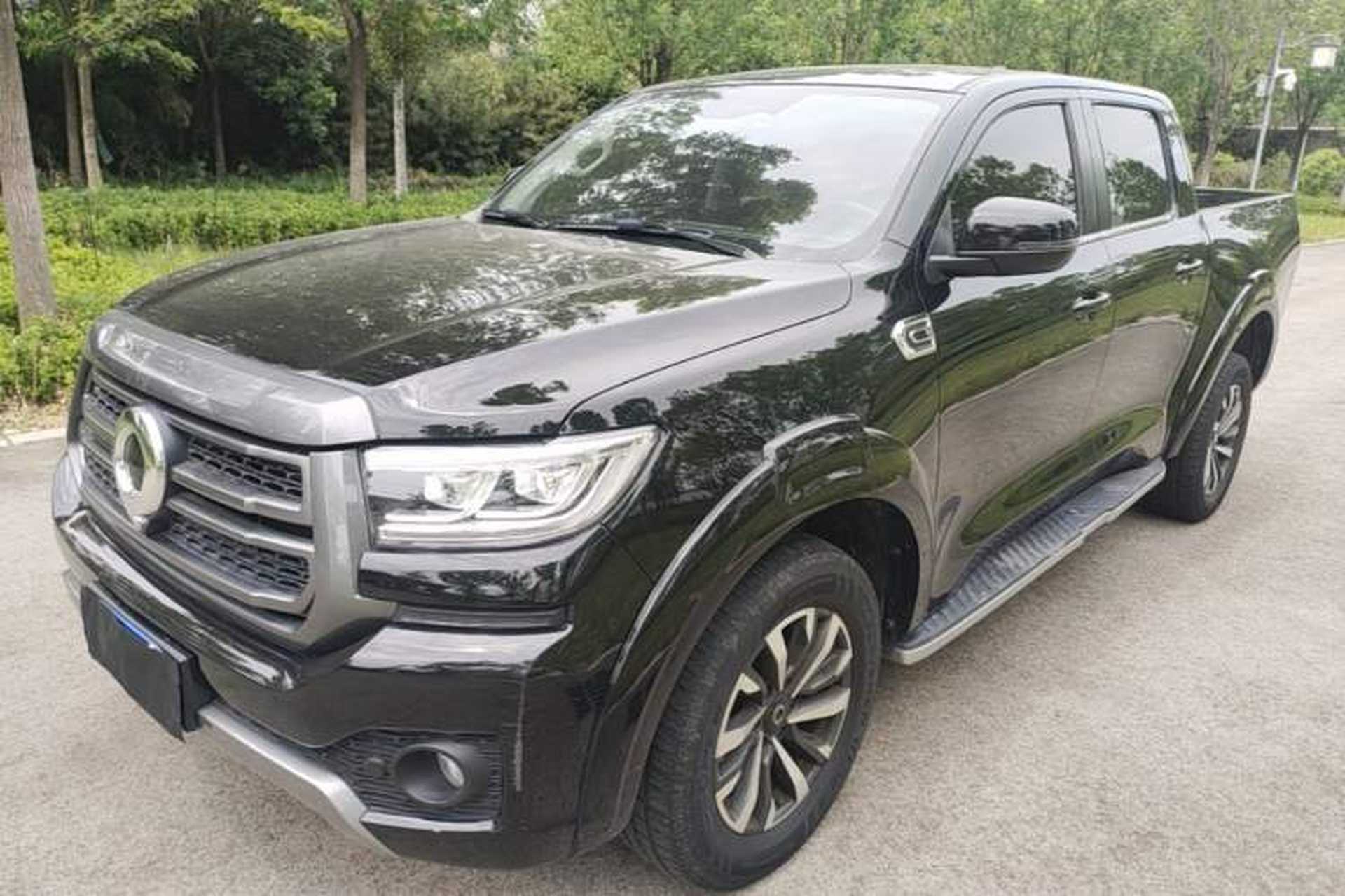 Used Great Wall Poer 2023 2.0T Passenger Version Automatic Diesel 4x4 Comfort Trim – GW4D20M Front Left 45 Deg