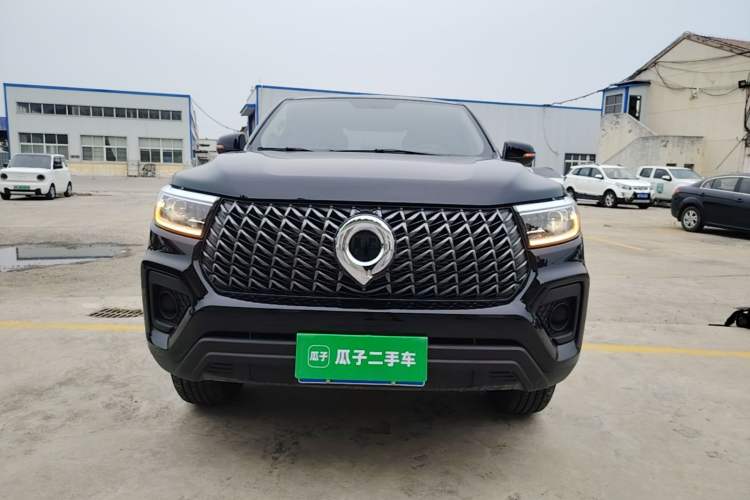 Used Great Wall Poer 2023 2.0T Commercial Version Automatic Gasoline Two-Wheel Drive Elite Trim with Long Bed – GW4C20B Front