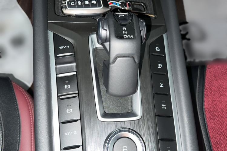Used Great Wall Poer 2023 2.0T Off-Road Edition Automatic Diesel 4x4 Advanced Version Gear Lever
