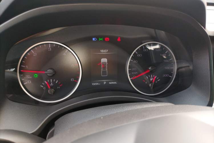Used Great Wall Poer 2023 2.0T Commercial Version Automatic Diesel Two-Wheel Drive Elite Trim with Long Bed – GW4D20M Instrument Cluster