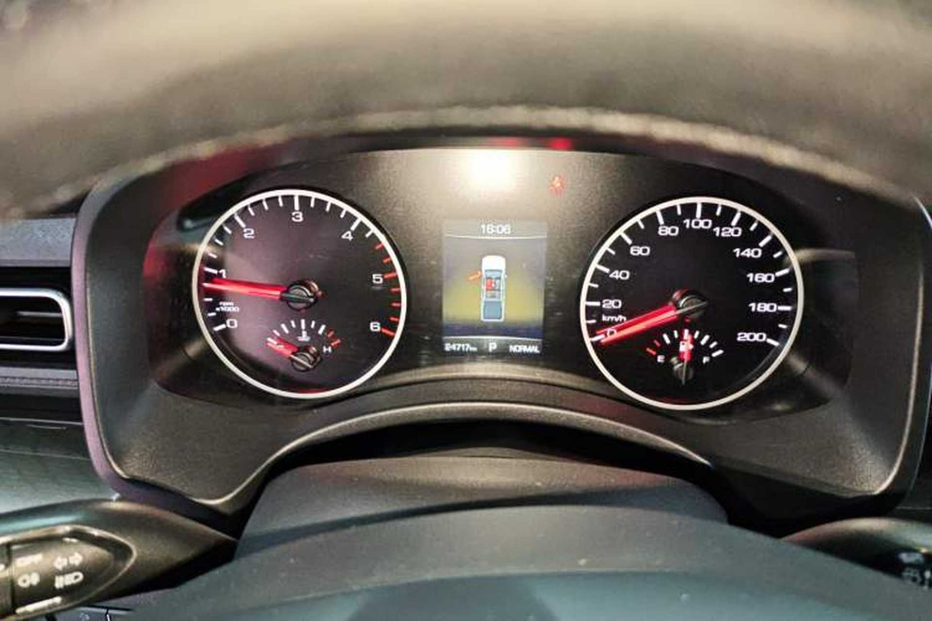Used Great Wall Poer 2023 2.0T Commercial Version Automatic Diesel Two-Wheel Drive Elite Trim with Long Bed – GW4D20M Instrument Cluster