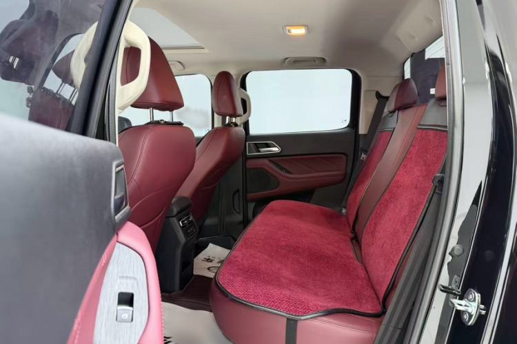 Used Great Wall Poer 2023 2.0T Off-Road Edition Automatic Diesel 4x4 Advanced Version Interior 1