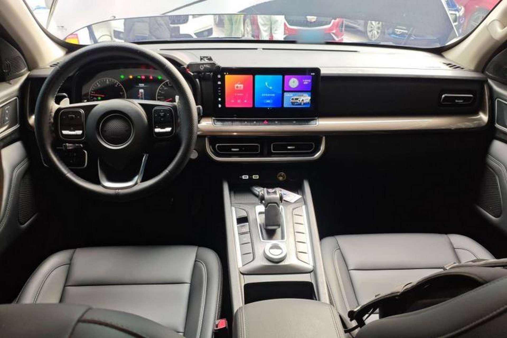 Used Great Wall Poer 2023 2.0T Commercial Version Automatic Diesel 4x4 Elite Long-Box GW4D20M Interior 2